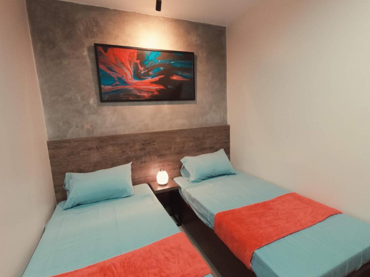 A&E Apartelle Баколод Екстериор снимка