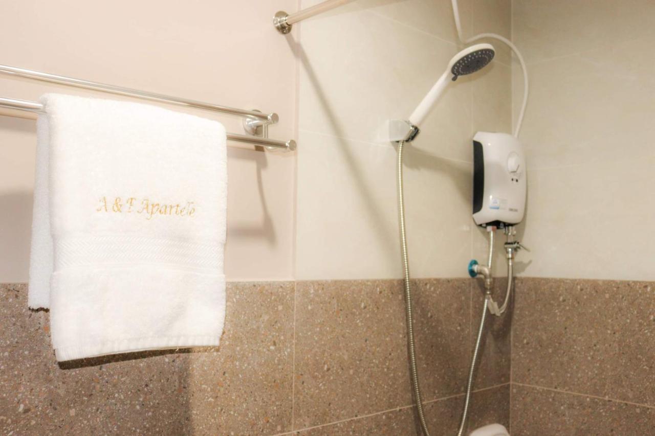 A&E Apartelle Баколод Екстериор снимка