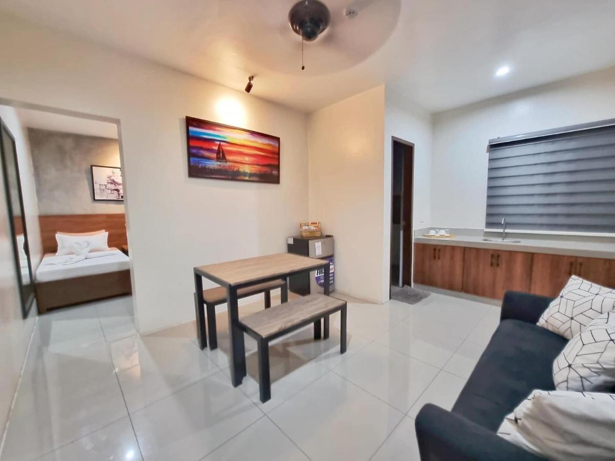 A&E Apartelle Баколод Екстериор снимка
